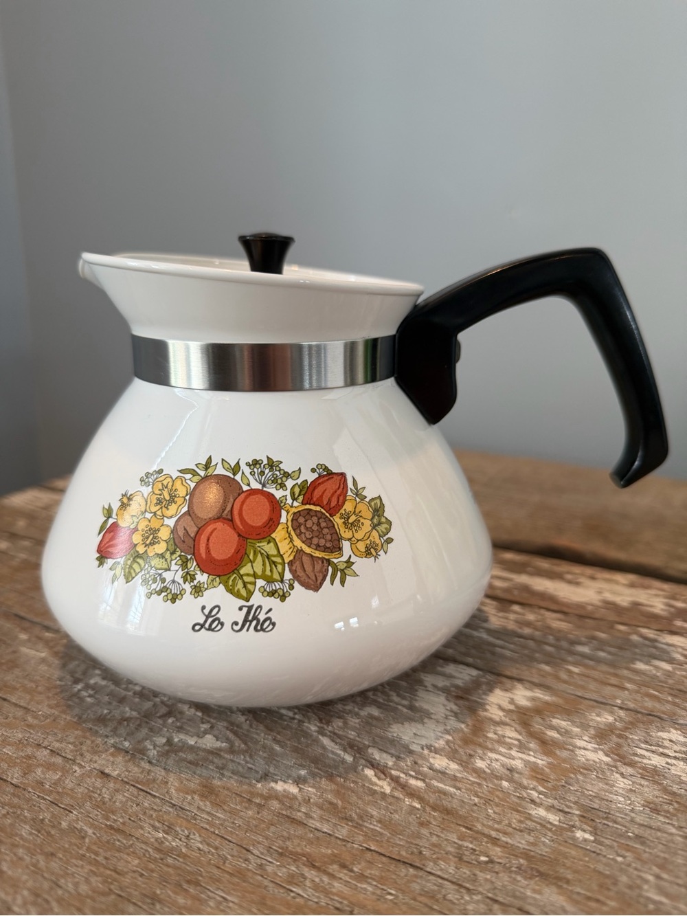 Corningware Spice of Life Teapot in “Le The” Pattern